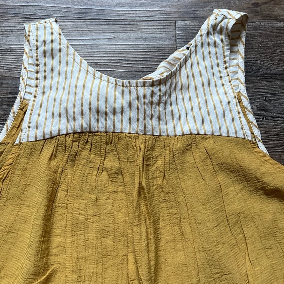 Tank Top - Picture 3 of 4